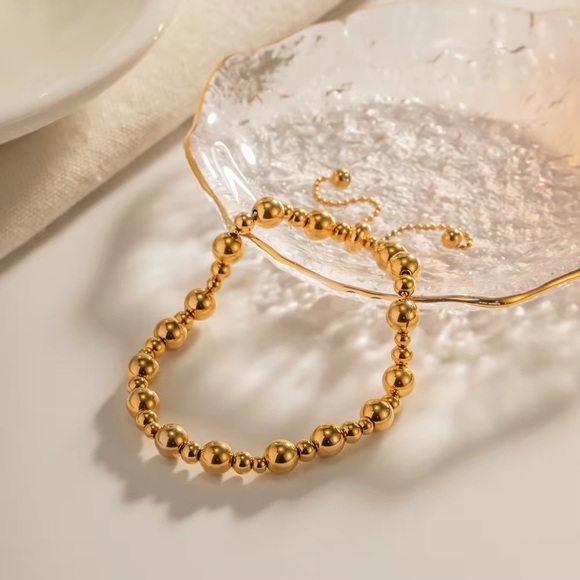 18K Gold Plated Beaded Bracelet - Picture 3 of 5